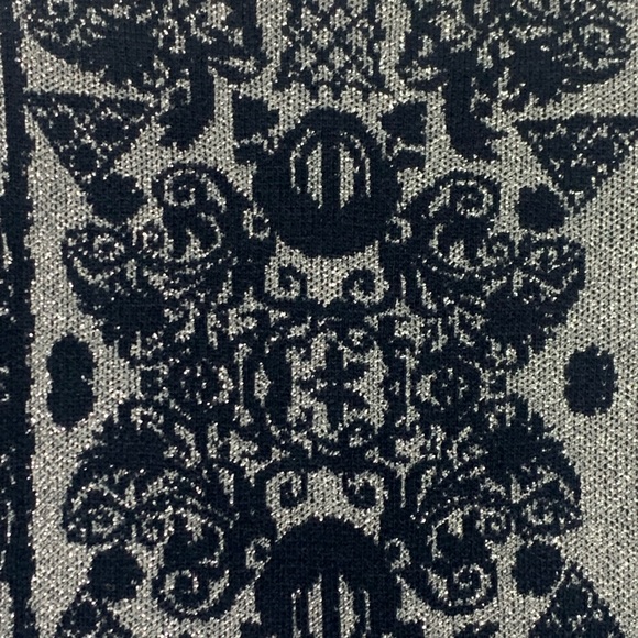 ASOS knitted Metallic yarn Sweater in Navy and Silver metallic sz Xs Mens - Picture 9 of 10